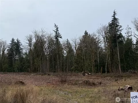 10 Track Rimstone Loop, Belfair, WA 98528