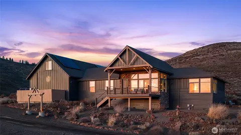 6083 Secret Canyon Rd, Ellensburg, WA 98926