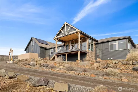 6083 Secret Canyon Rd, Ellensburg, WA 98926