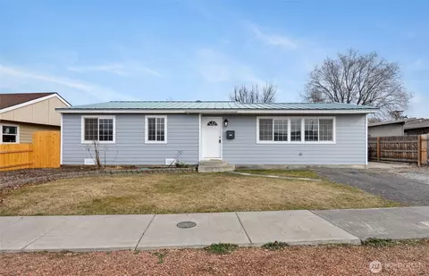 1457 W Lee St, Moses Lake, WA 98837