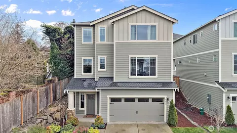9612 S 201st Pl, Kent, WA 98031