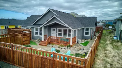 1116 Ocean Shores Blvd SW, Ocean Shores, WA 98569