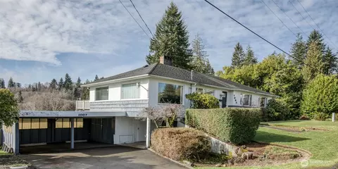 1007 Riverview Dr, Aberdeen, WA 98520