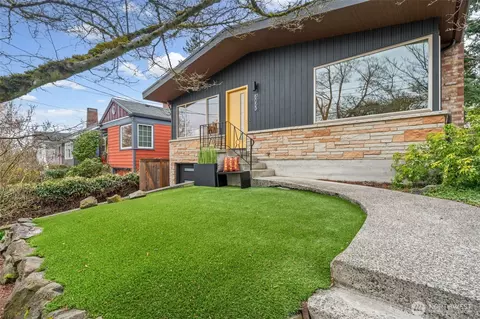 5053 36th Ave NE, Seattle, WA 98105