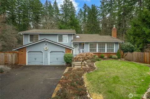 22335 SE 244th Pl, Maple Valley, WA 98038