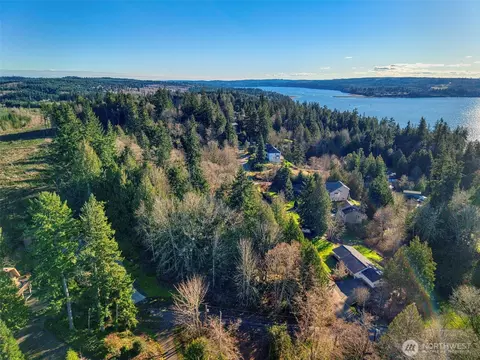 34638 Bridge View Pl, Kingston, WA 98346