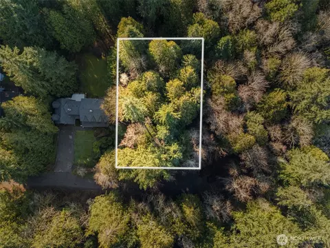 7911 NE Sunnywoods Ln, Kingston, WA 98346