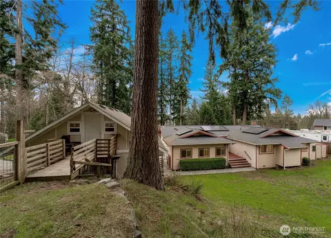 Exterior - 8423 32nd Ave SE, Everett, WA 98208 photo 3 of 5