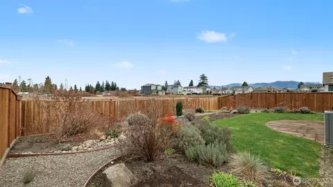 Exterior - 3555 Elmont Ave, Enumclaw, WA 98022 photo 3 of 6