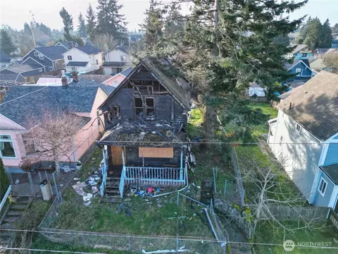 2018 S 7th St, Tacoma, WA 98405