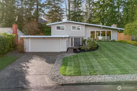 153 165th Ave NE, Bellevue, WA 98008