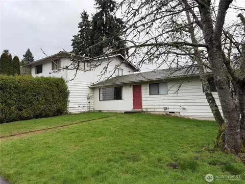8209 NE 144th St, Kirkland, WA 98034