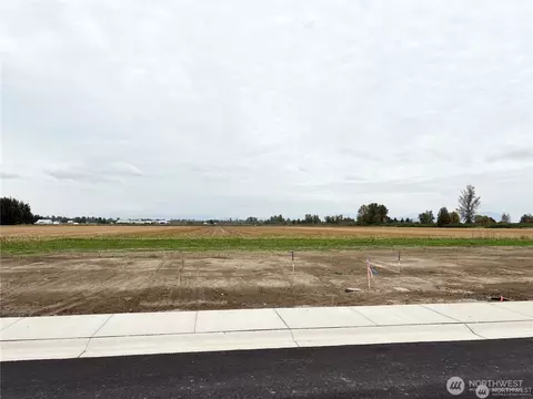 332 W 4th St, Everson, WA 98247 photo 8