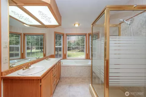 Bath - 202 W Emerald Forest Ln, Sequim, WA 98382 photo 1 of 3