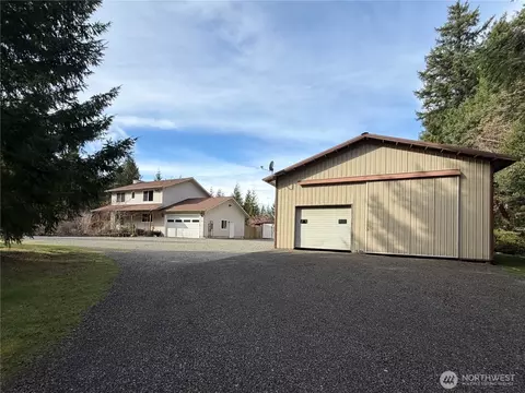 293 Blueberry Hill Dr, Quilcene, WA 98376
