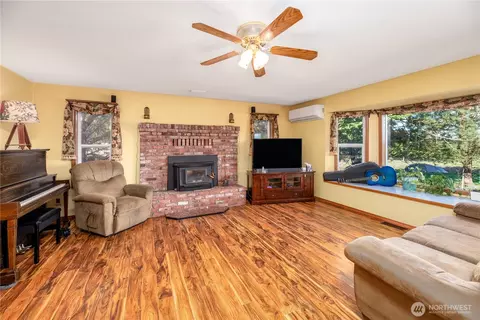 Living - 2654 Atterberry Rd, Sequim, WA 98382 photo 1 of 2
