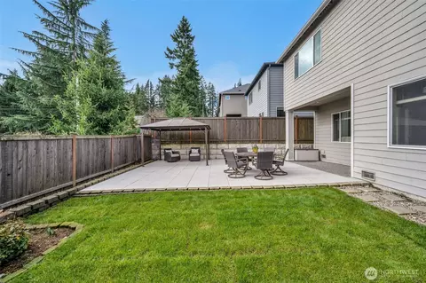 Exterior - 1216 199th St SE, Bothell, WA 98012 photo 6 of 7