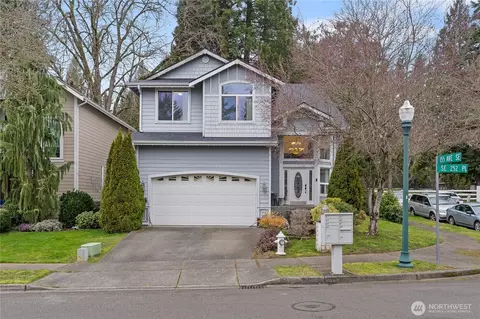 Exterior - 15428 SE 252nd Pl, Covington, WA 98042 photo 3 of 4