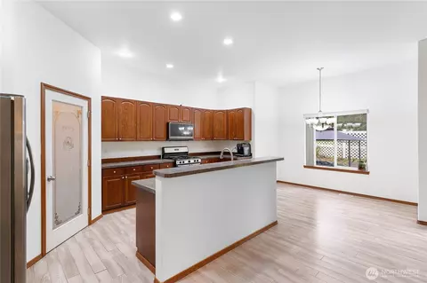 Other - 15428 SE 252nd Pl, Covington, WA 98042 photo 2 of 13