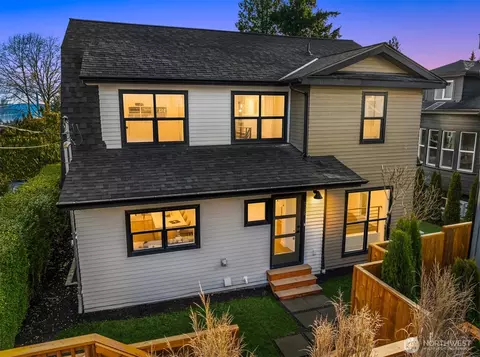 919 23rd Ave E #A, Seattle, WA 98112