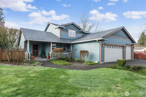 807 21st St NW, Puyallup, WA 98371