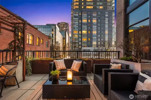 2720 3rd Ave #311, Seattle, WA 98121