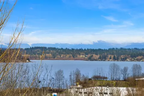 7733 58th Ave NE, Seattle, WA 98115