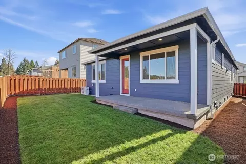 Exterior - 755 Weaver Dr E, Enumclaw, WA 98022 photo 2 of 3