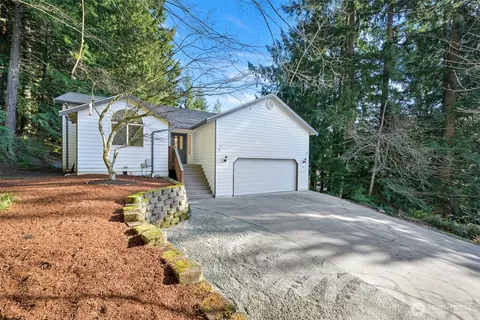 8 Misty Ridge Ct, Bellingham, WA 98229