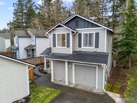 12718 159th St E, Puyallup, WA 98374