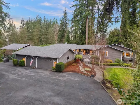 1325 131st Ave NE, Lake Stevens, WA 98258