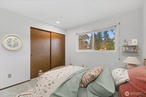 Bedroom - 12121 NE 161st St, Bothell, WA 98011 photo 3 of 3