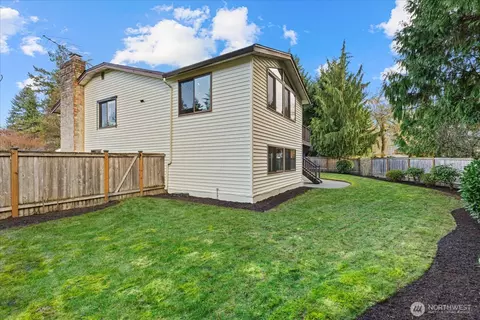 Exterior - 12121 NE 161st St, Bothell, WA 98011 photo 3 of 4