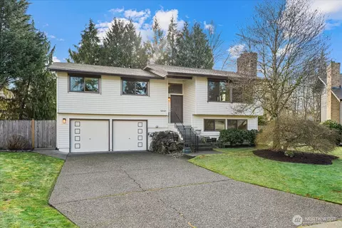 12121 NE 161st St, Bothell, WA 98011