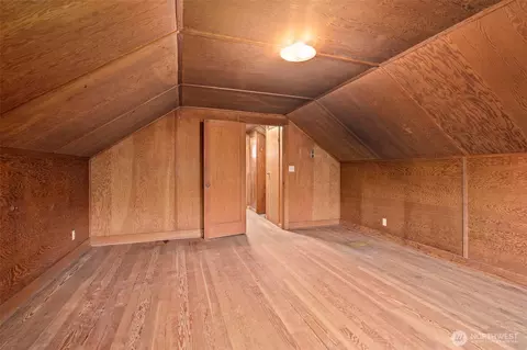Bedroom - 26 SE Spring St, Chehalis, WA 98532 photo 6 of 6
