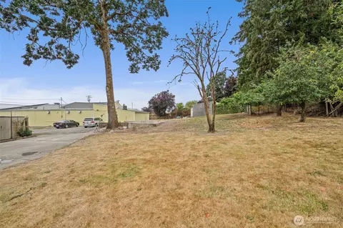 Exterior - 26 SE Spring St, Chehalis, WA 98532 photo 4 of 9