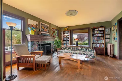 Living - 1602 Rucker Ave, Everett, WA 98201 photo 2 of 2