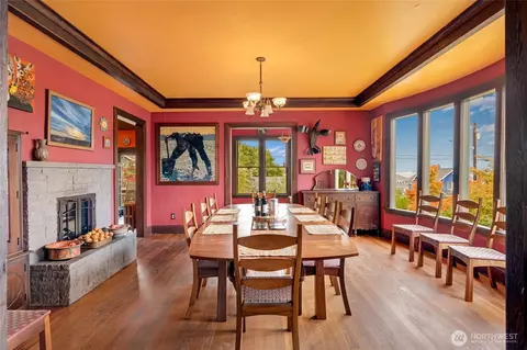 Dining - 1602 Rucker Ave, Everett, WA 98201 photo 2 of 2