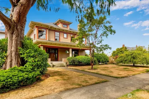 Exterior - 1602 Rucker Ave, Everett, WA 98201 photo 2 of 9