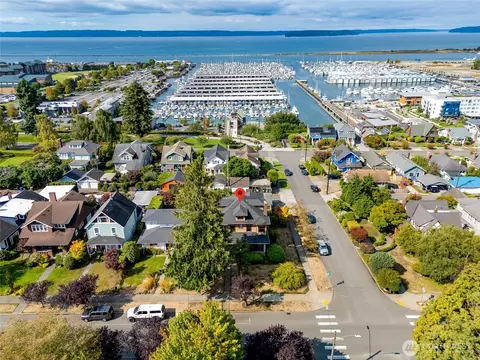 View/Area - 1602 Rucker Ave, Everett, WA 98201 photo 1 of 6