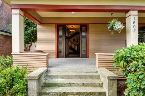 Exterior - 1602 Rucker Ave, Everett, WA 98201 photo 4 of 9