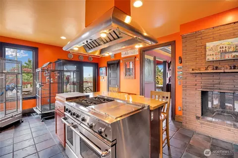 Kitchen - 1602 Rucker Ave, Everett, WA 98201 photo 2 of 3