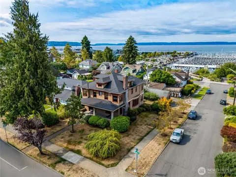 View/Area - 1602 Rucker Ave, Everett, WA 98201 photo 4 of 6