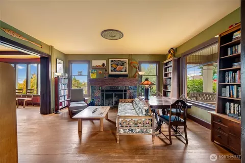 Living - 1602 Rucker Ave, Everett, WA 98201 photo 1 of 2