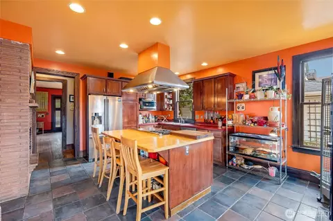 Kitchen - 1602 Rucker Ave, Everett, WA 98201 photo 3 of 3