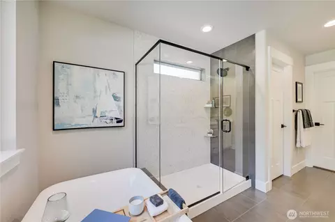 Bath - 19221 Meridian Dr SE #CW 16, Bothell, WA 98012 photo 7 of 8