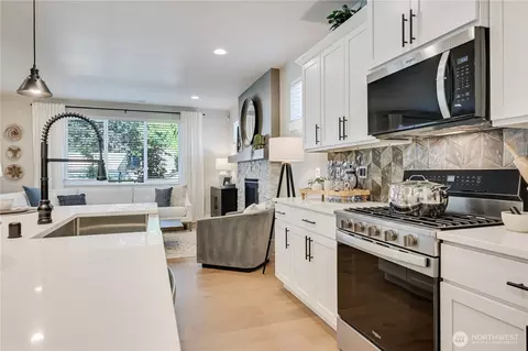 Kitchen - 19221 Meridian Dr SE #CW 16, Bothell, WA 98012 photo 4 of 4