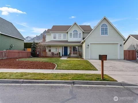 1504 Fuller St, Wenatchee, WA 98801