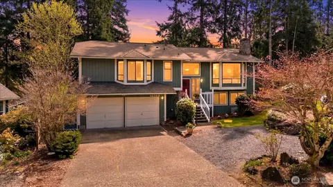 15709 SE 178th Ct, Renton, WA 98058