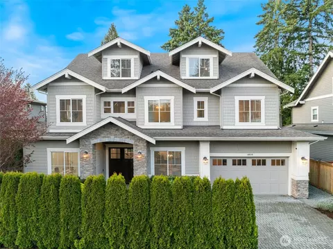 10610 NE 28th St, Bellevue, WA 98004